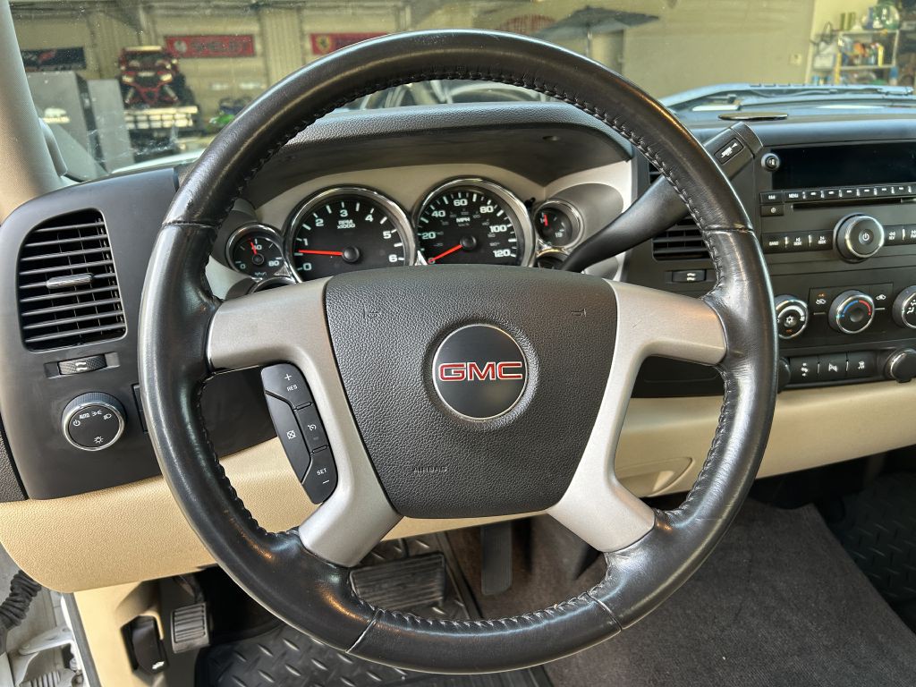 2008 GMC Sierra Image 6