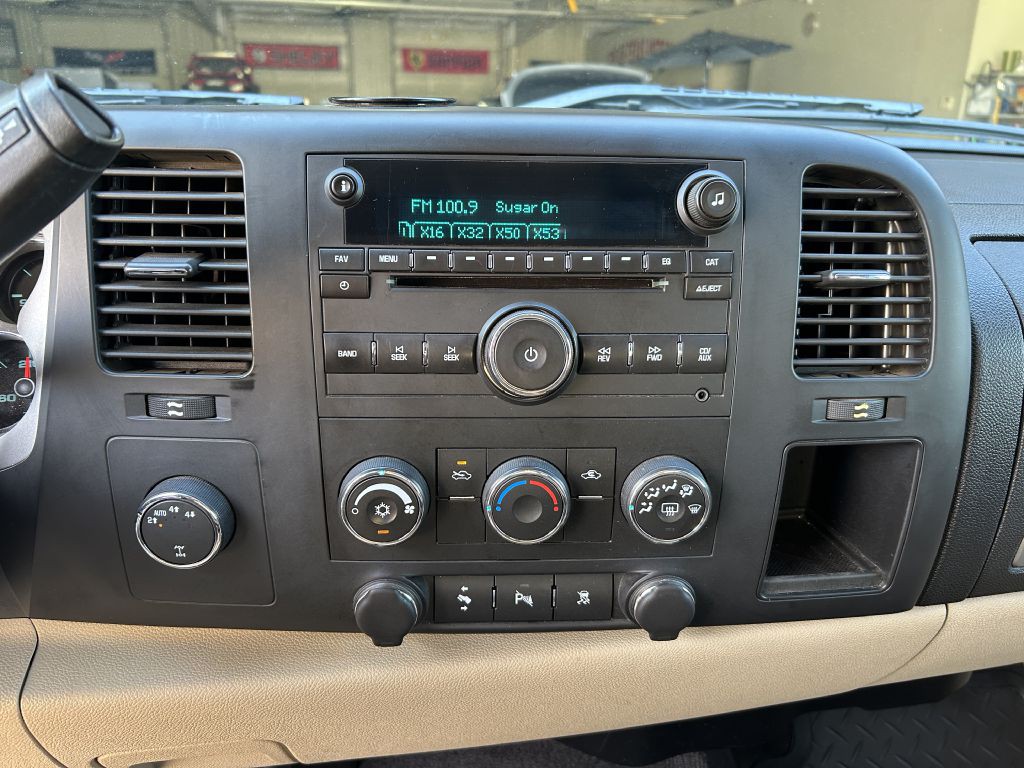 2008 GMC Sierra Image 7