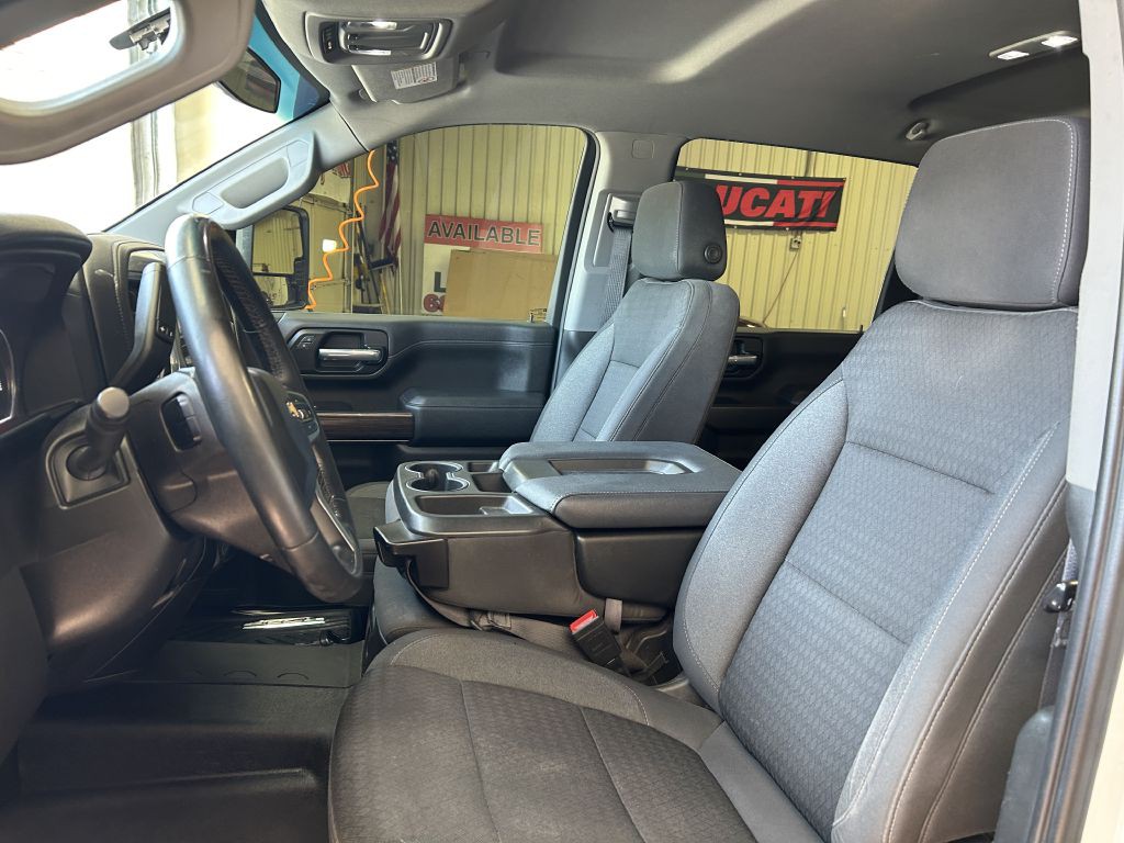 2023 Chevrolet Silverado 1500 Image 11