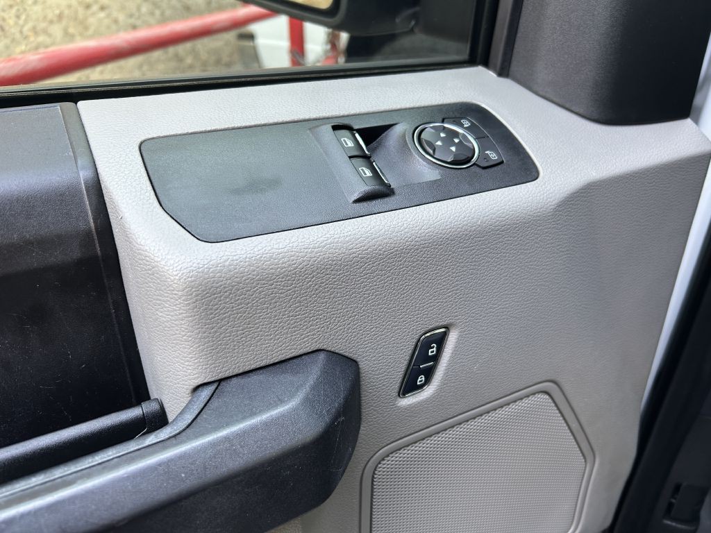 2018 Ford F-150 Image 3
