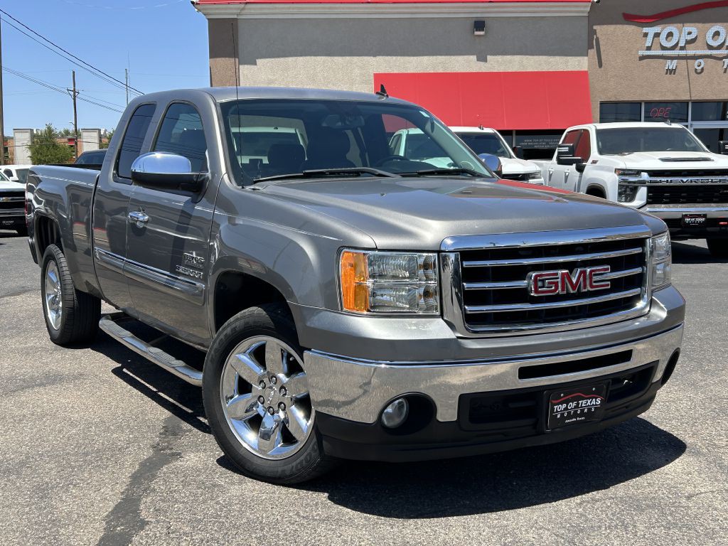 2012 GMC Sierra Image 2