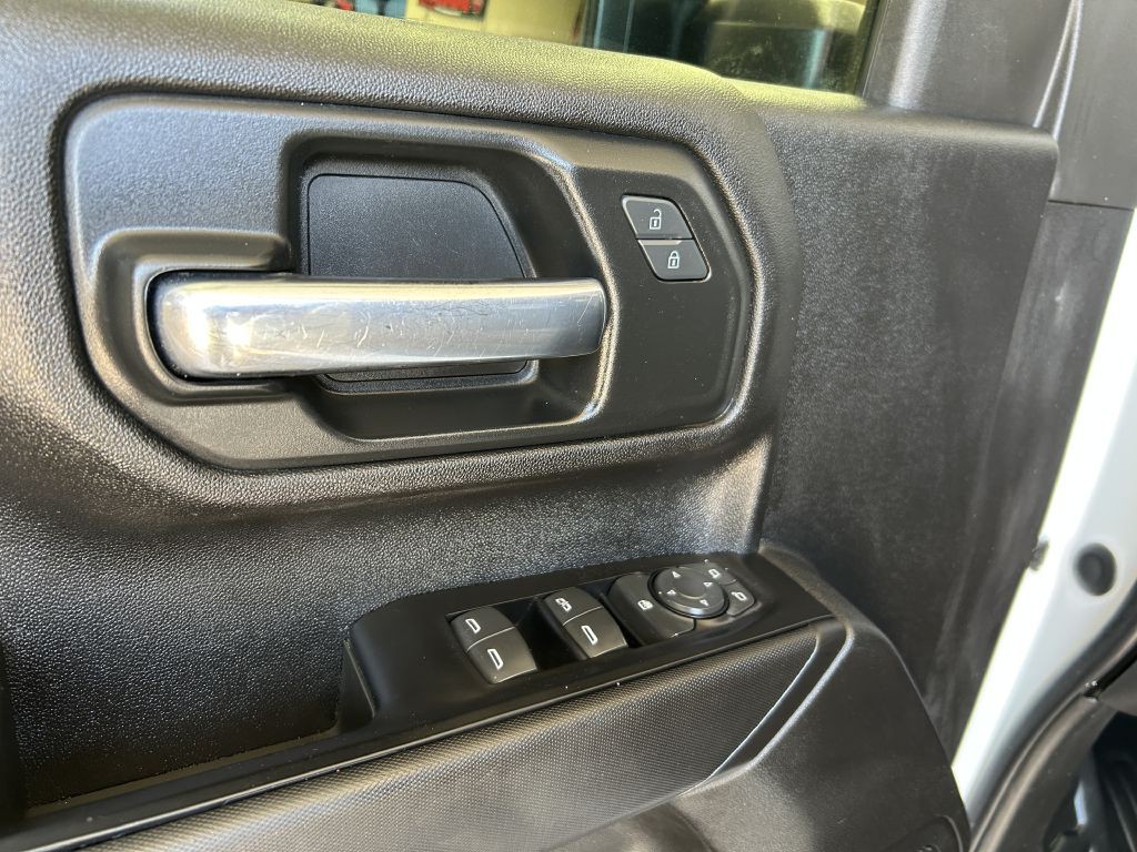 2023 Chevrolet Silverado 1500 Image 4