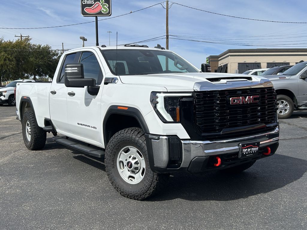 2024 GMC Sierra Image 2