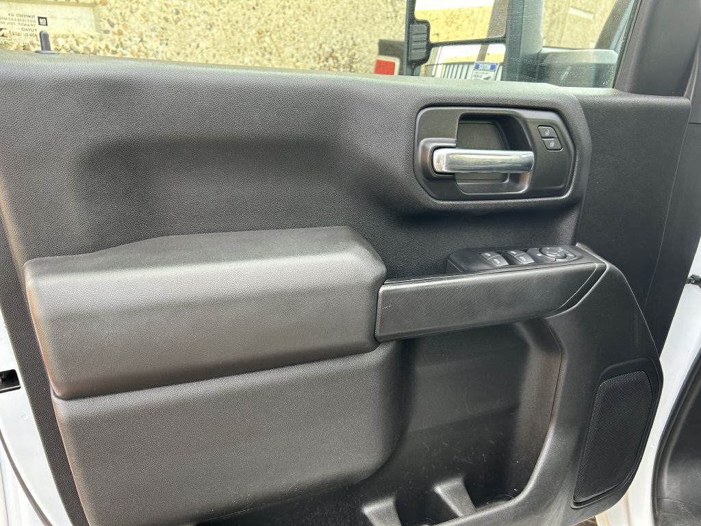 2024 GMC Sierra Image 6