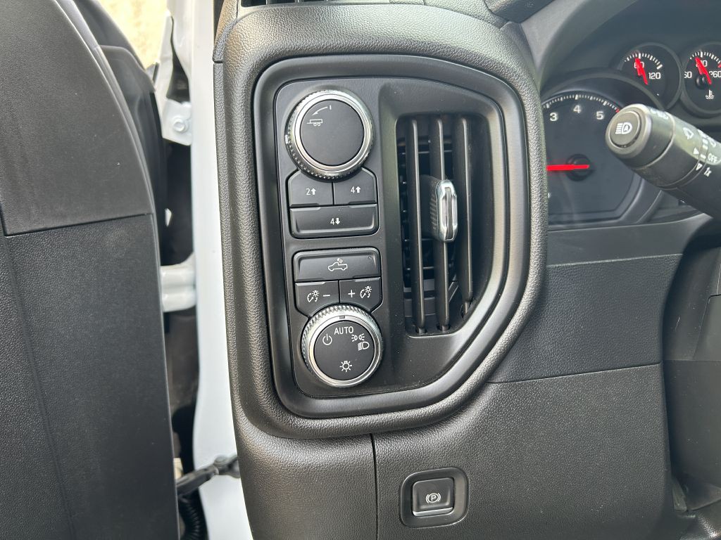 2024 GMC Sierra Image 8