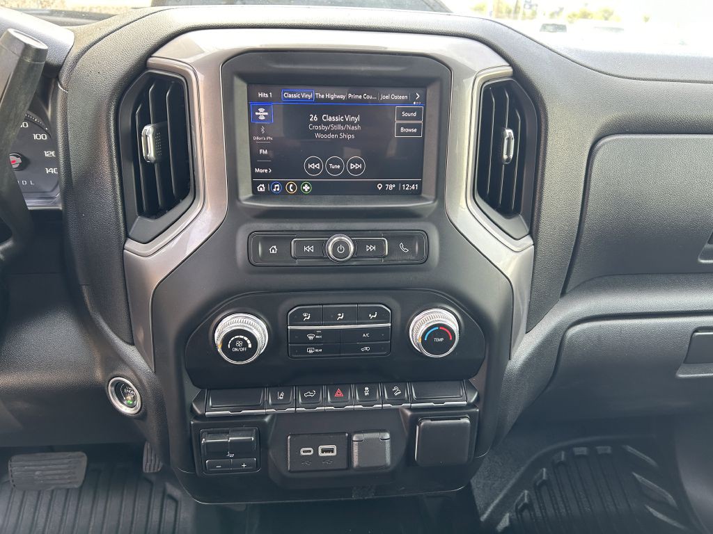 2024 GMC Sierra Image 10
