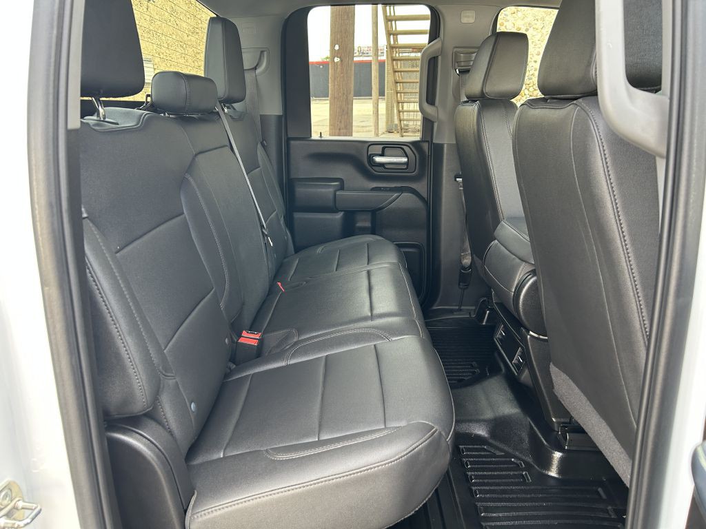 2024 GMC Sierra Image 13