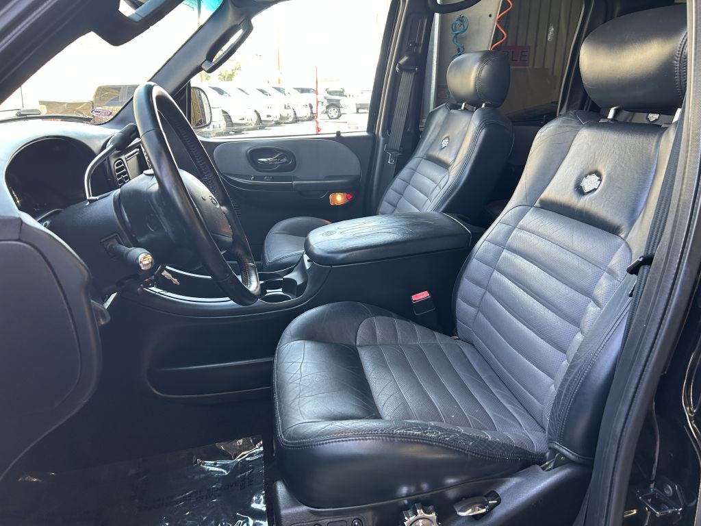 2002 Ford F-150 Image 3