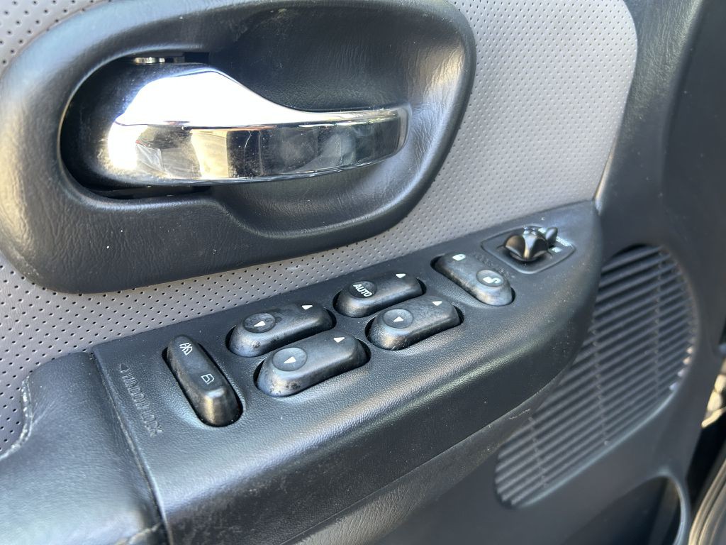 2002 Ford F-150 Image 13