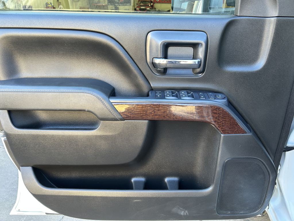 2018 GMC Sierra Image 3