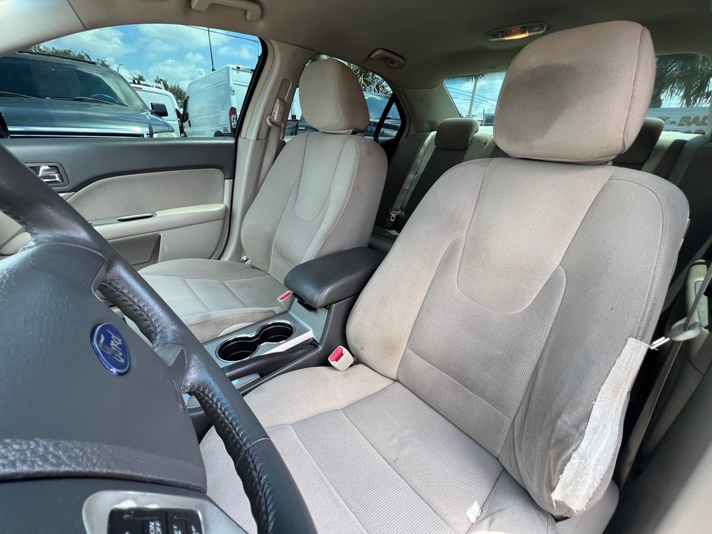 2010 Ford Fusion Image 6