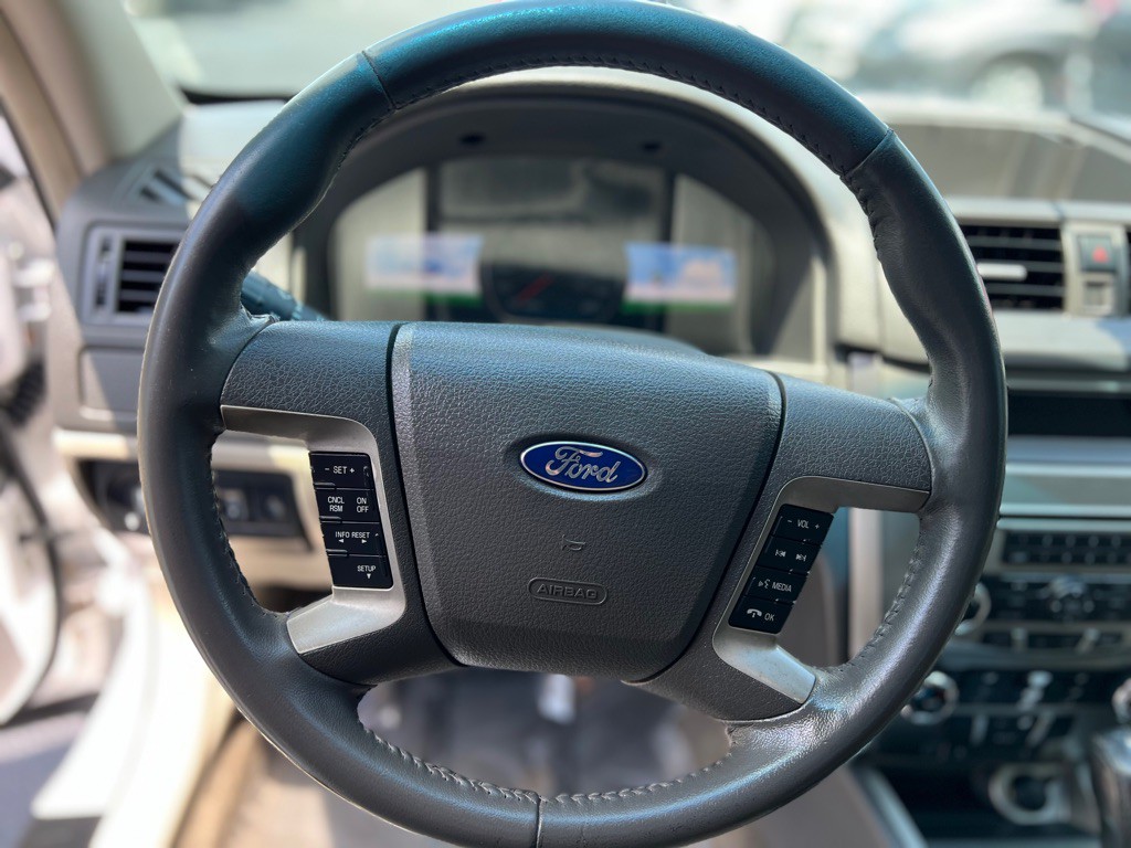 2010 Ford Fusion Image 7