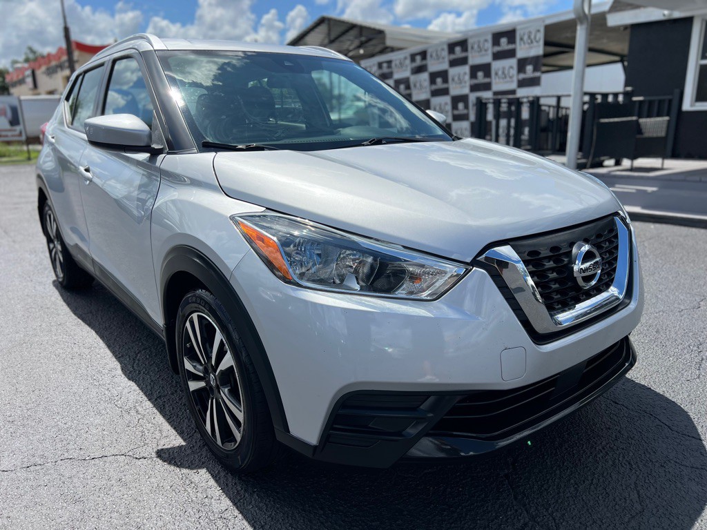 2020 Nissan Kicks Image 2