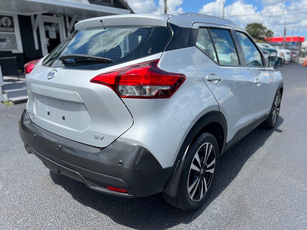 2020 Nissan Kicks Image 3