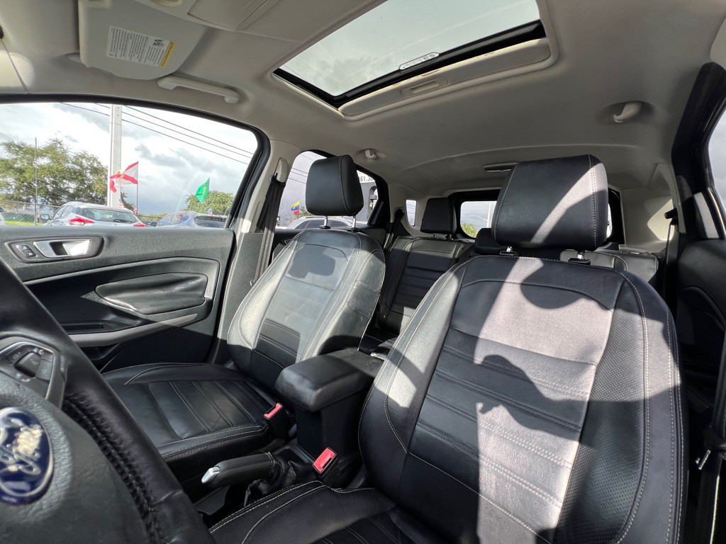 2018 Ford Econoline Image 5