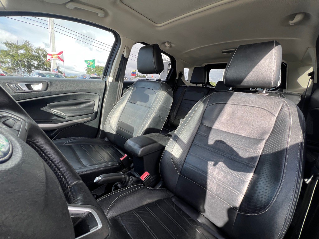 2018 Ford Econoline Image 8