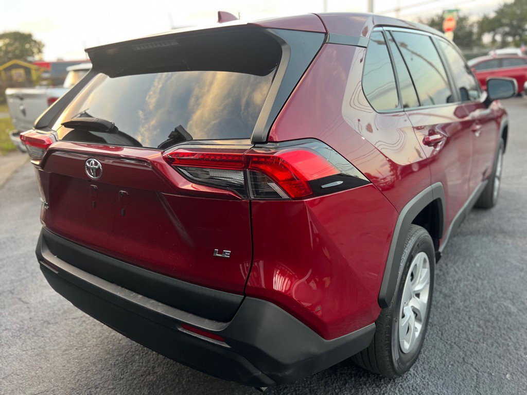 2023 Toyota Rav4 Image 3