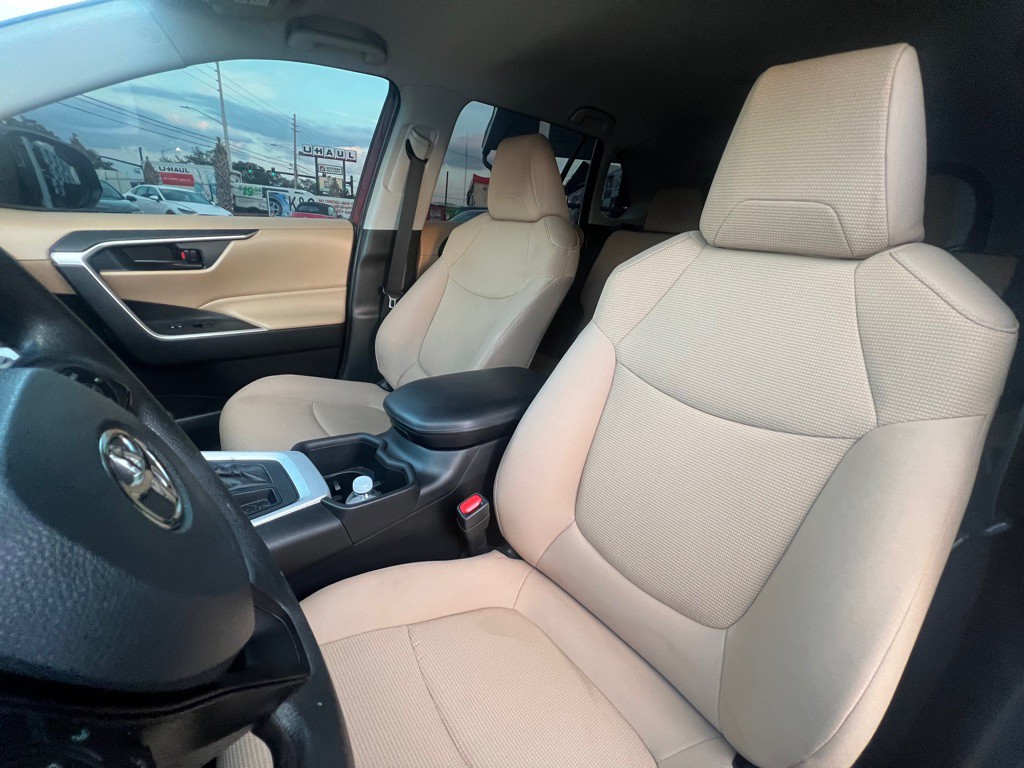 2023 Toyota Rav4 Image 5
