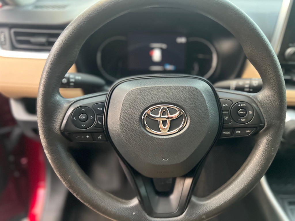 2023 Toyota Rav4 Image 6