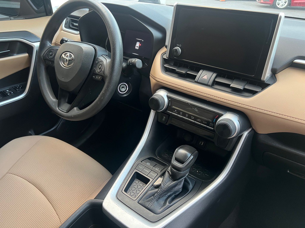 2023 Toyota Rav4 Image 10