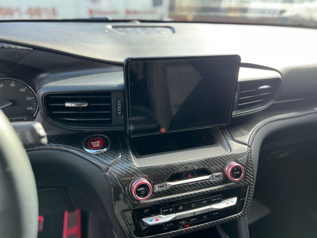 2022 Ford Explorer Image 8