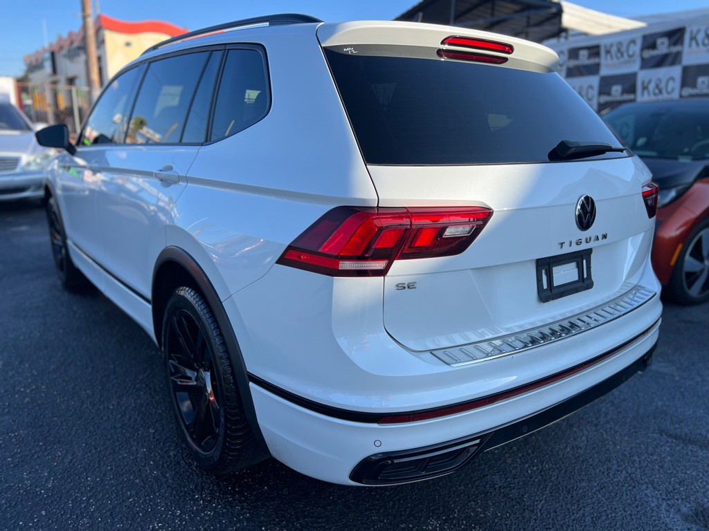 2023 Volkswagen Tiguan Image 3