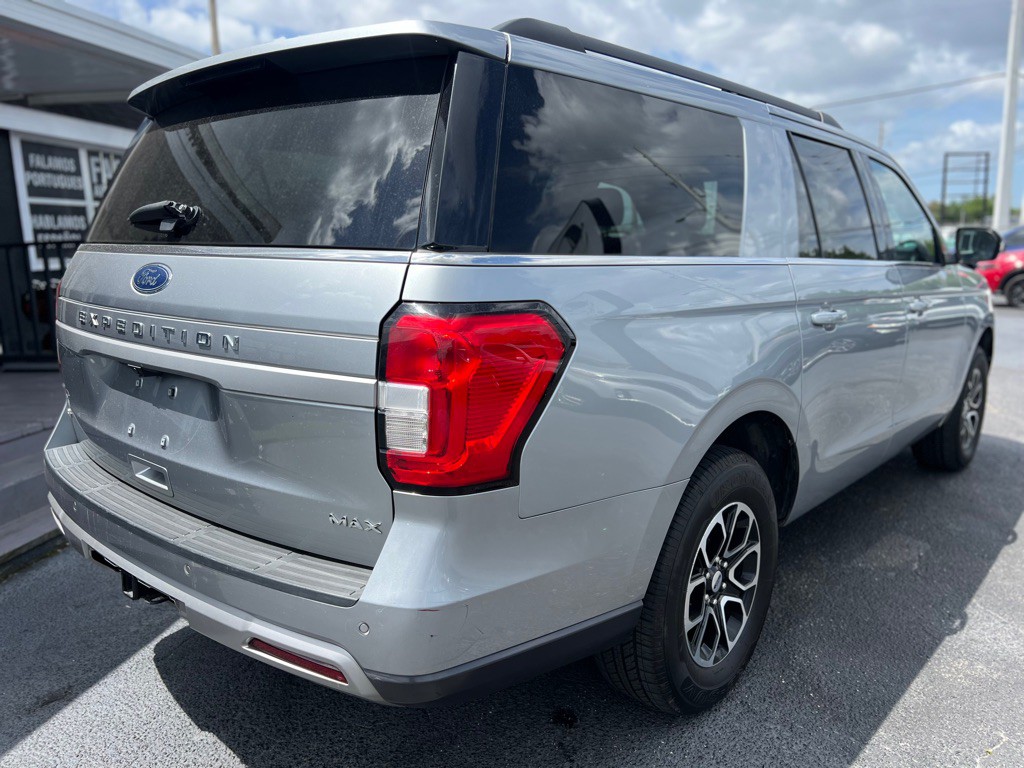 2023 Ford Expedition Image 3