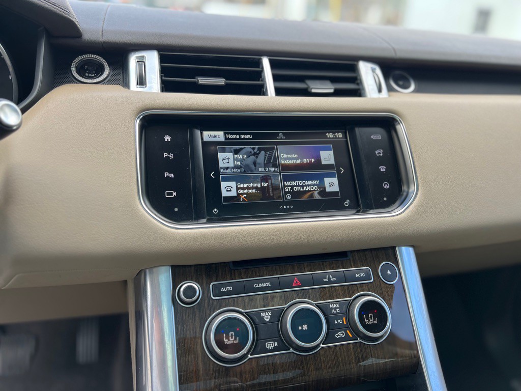 2016 Land Rover Range Rover Sport Image 8