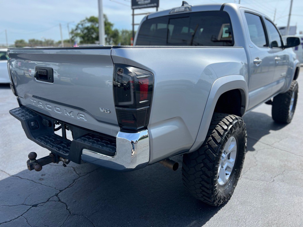 2021 Toyota Tacoma Image 3