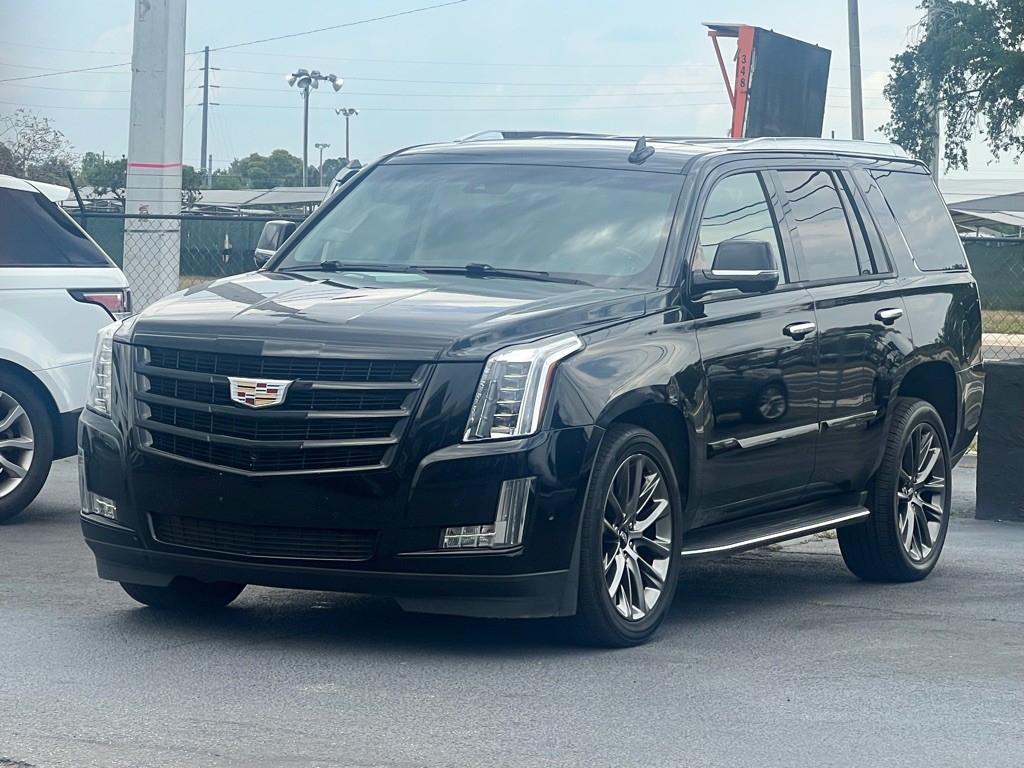 2020 Cadillac Escalade Luxury