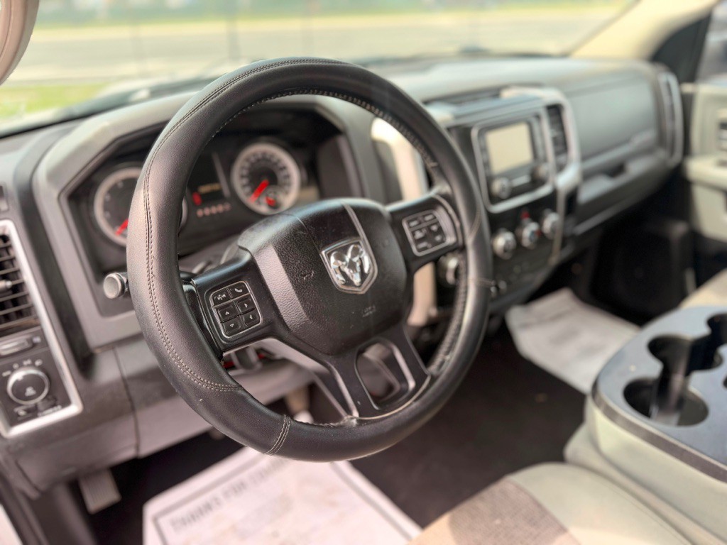 2016 RAM 1500 Image 6
