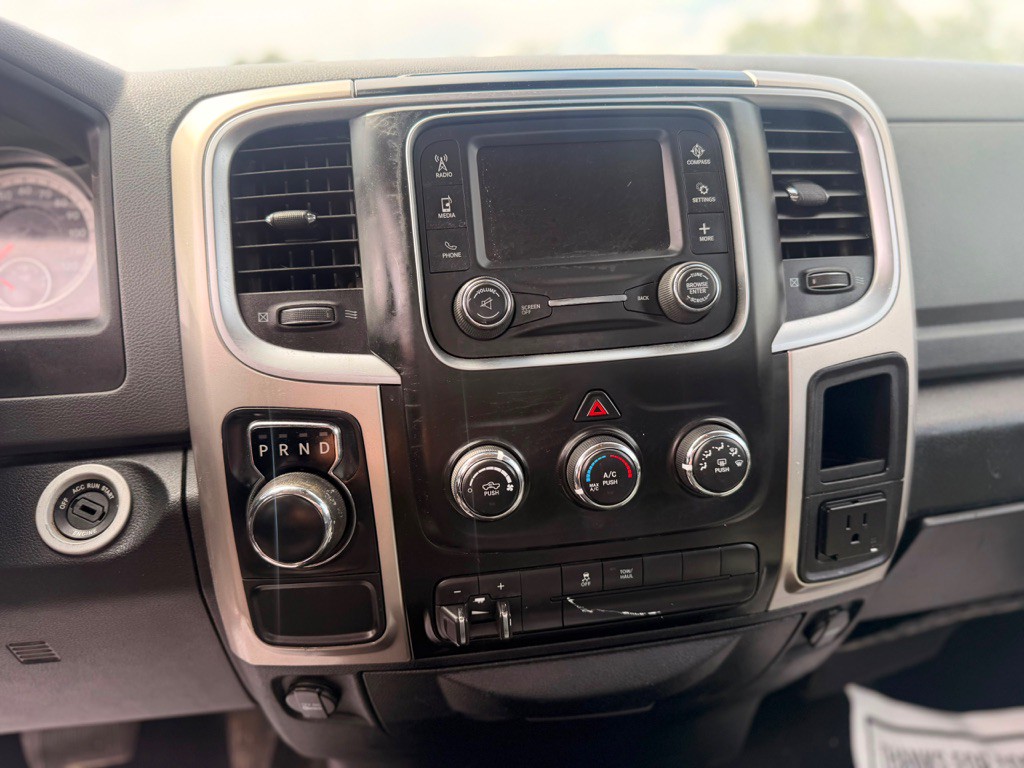 2016 RAM 1500 Image 8