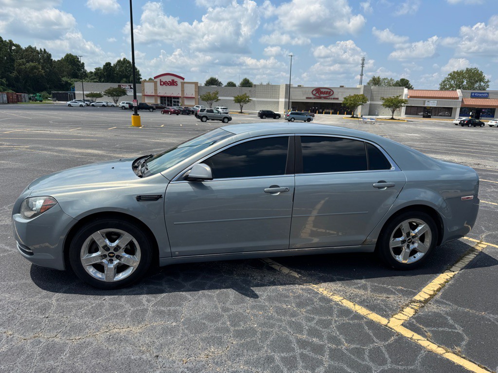 2009 Chevrolet Malibu Image 1
