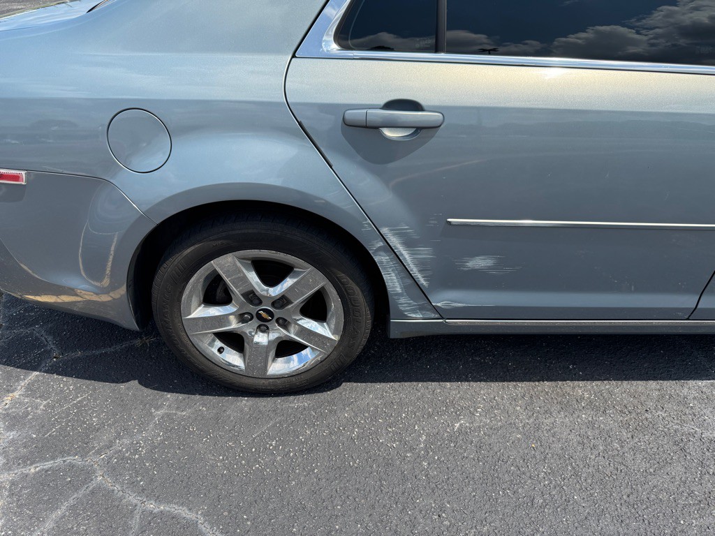 2009 Chevrolet Malibu Image 4