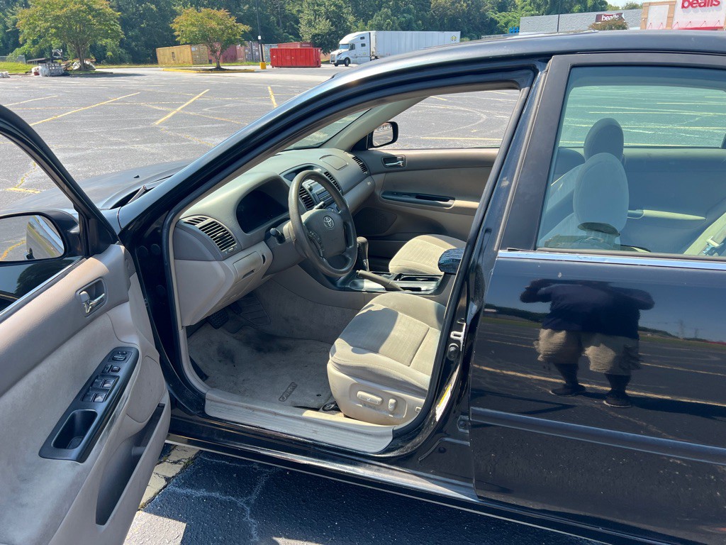 2005 Toyota Camry Image 5