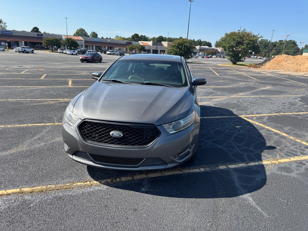 2013 Ford Taurus Image 2