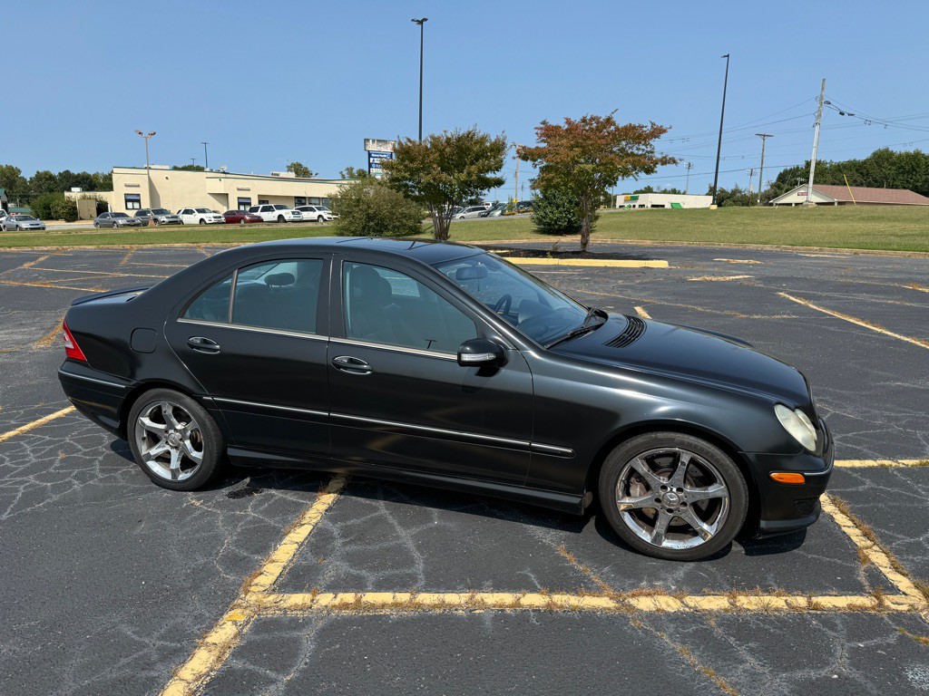 2007 Mercedes-Benz C-Class Image 3