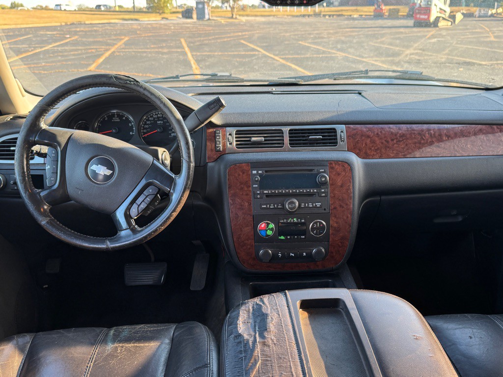 2007 Chevrolet Suburban Image 7