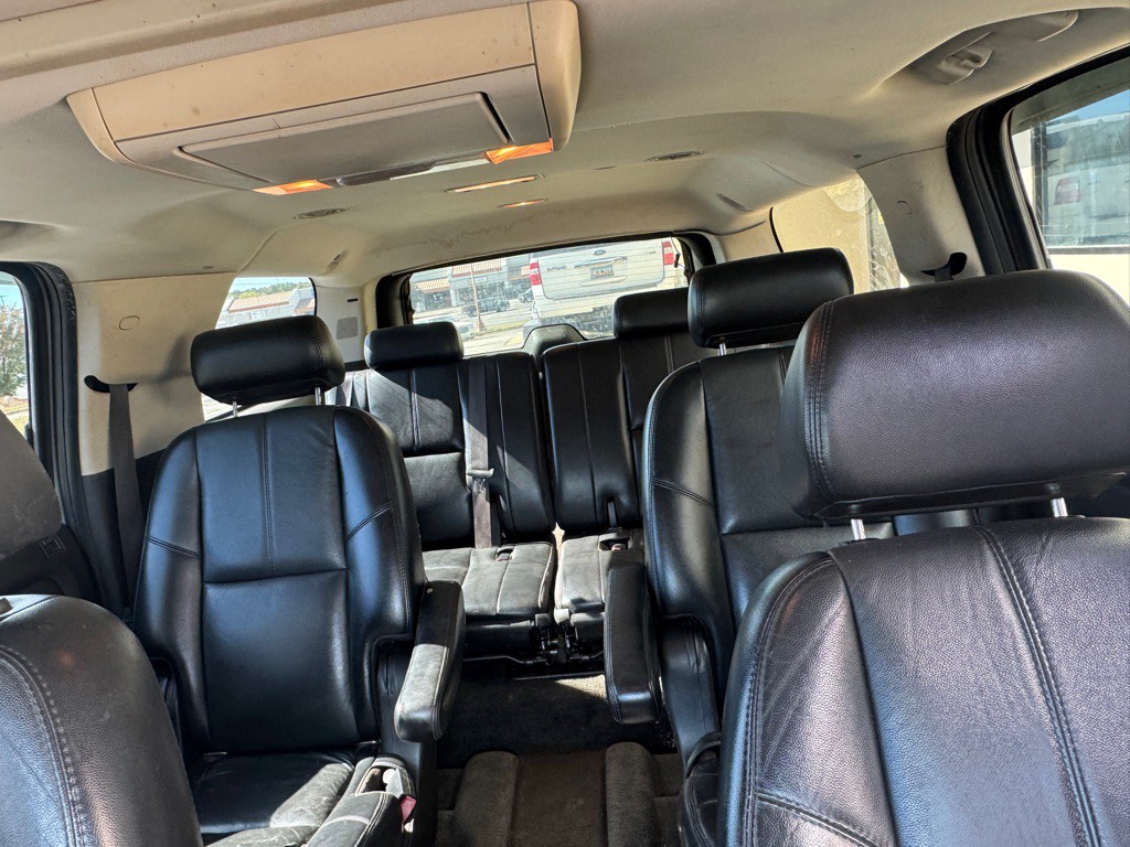 2007 Chevrolet Suburban Image 9