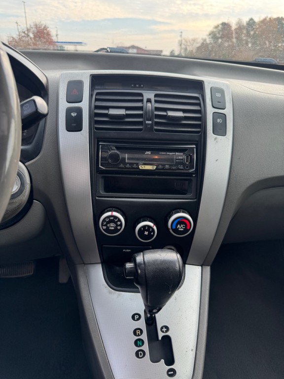 2006 Hyundai Tucson Image 13