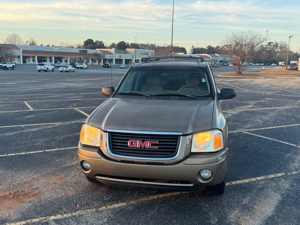 2003 GMC Envoy Image 2