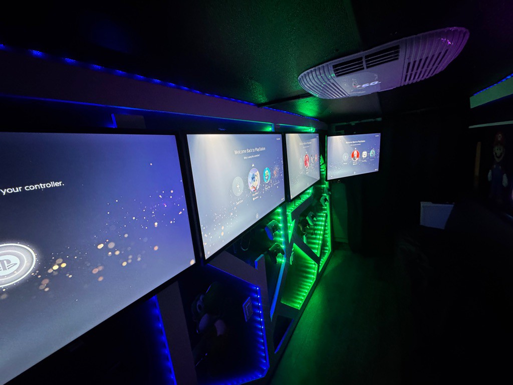 2010 Ford Econoline Image 18