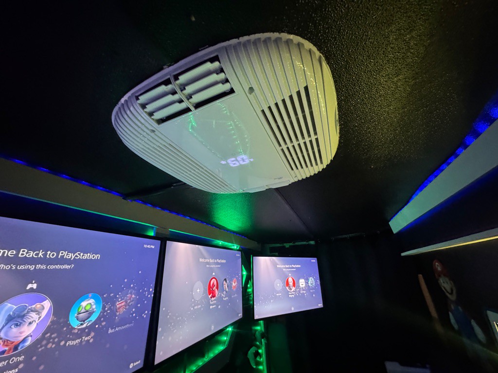 2010 Ford Econoline Image 20