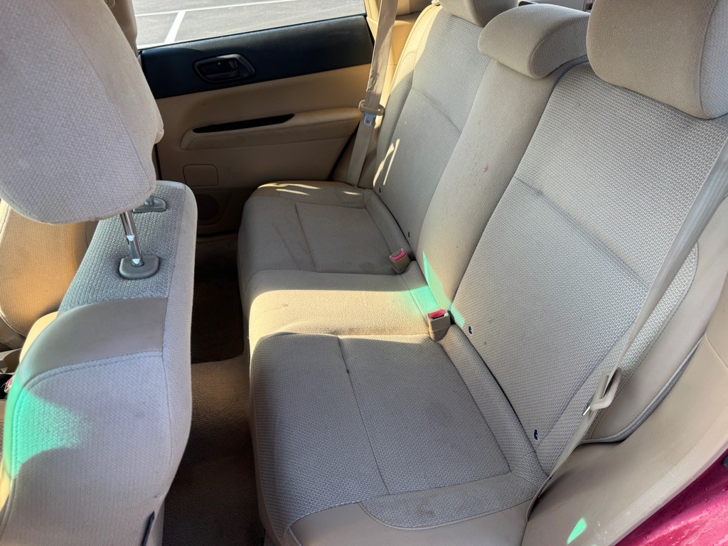 2004 Subaru Forester Image 6