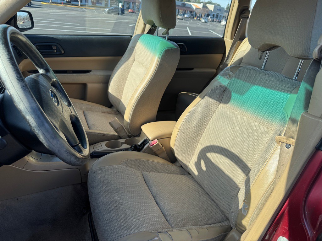 2004 Subaru Forester Image 9