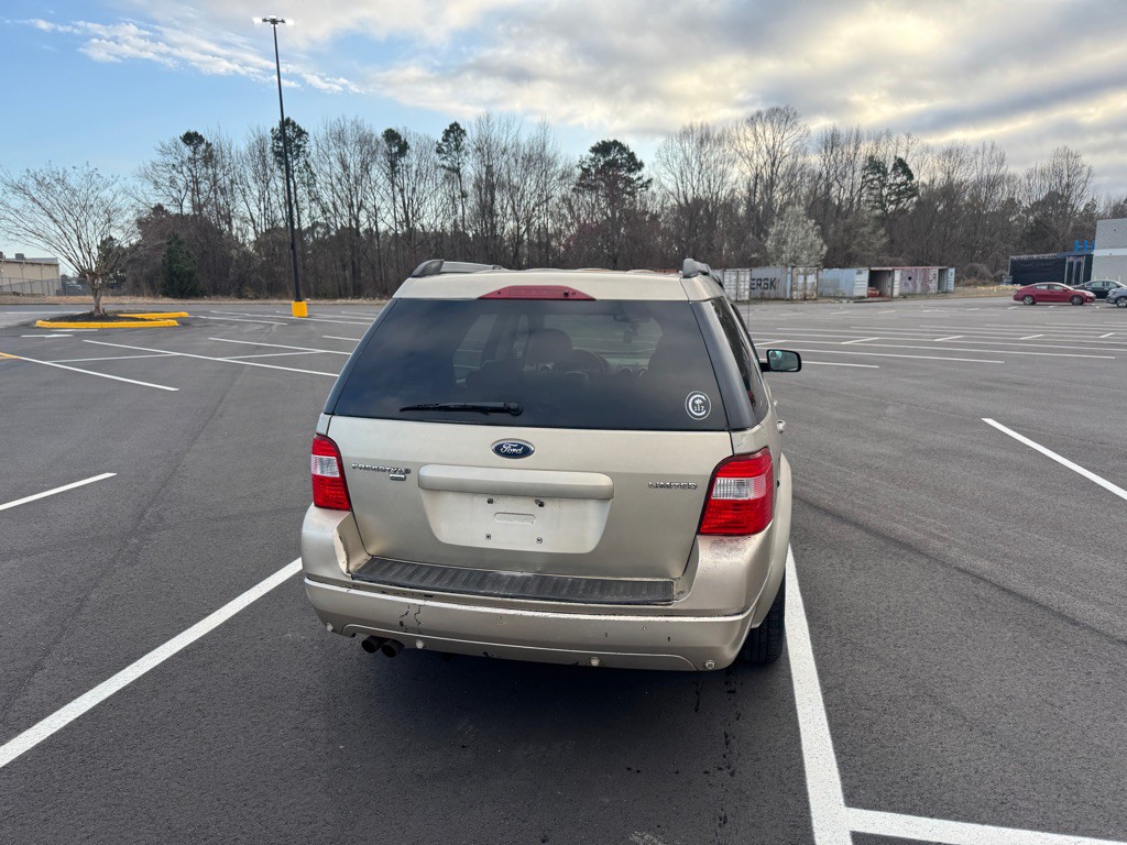 2005 Ford Freestyle Image 5