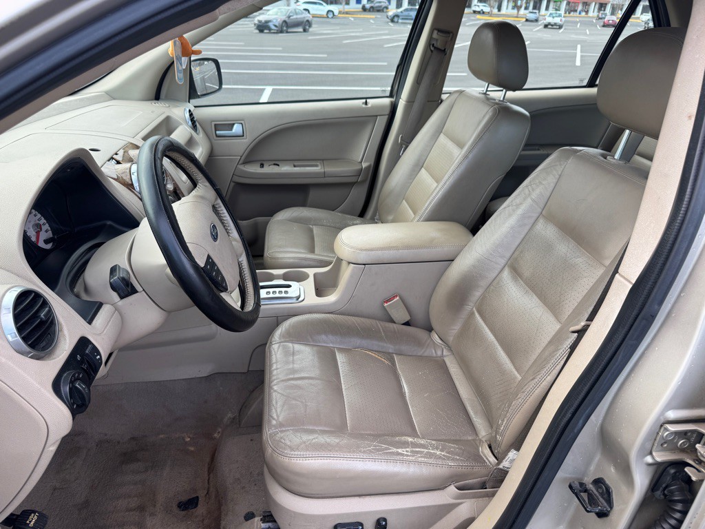 2005 Ford Freestyle Image 11