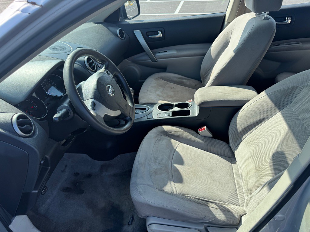 2013 Nissan Rogue Image 8