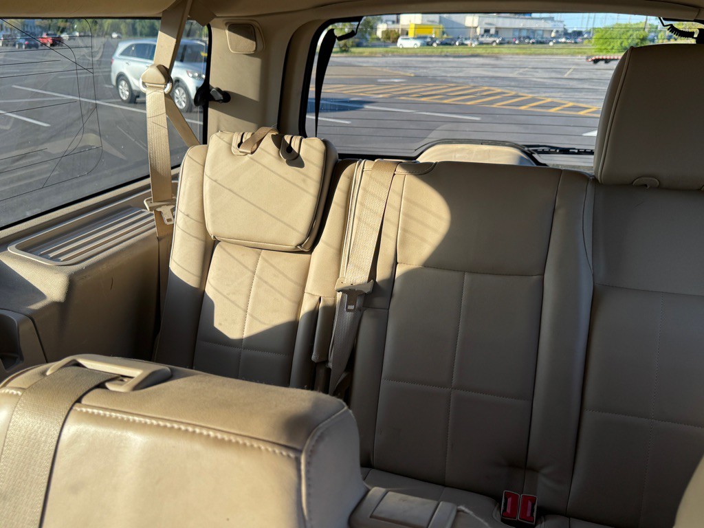 2008 Lincoln Navigator Image 8
