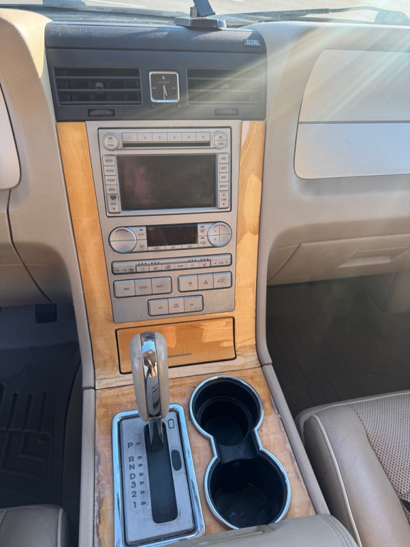 2008 Lincoln Navigator Image 11